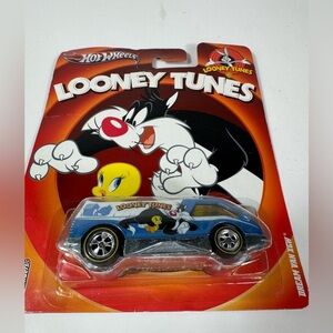 Hot Wheels 2012 Pop Culture Looney Tunes TWEETY & SYLVESTER DREAM VAN